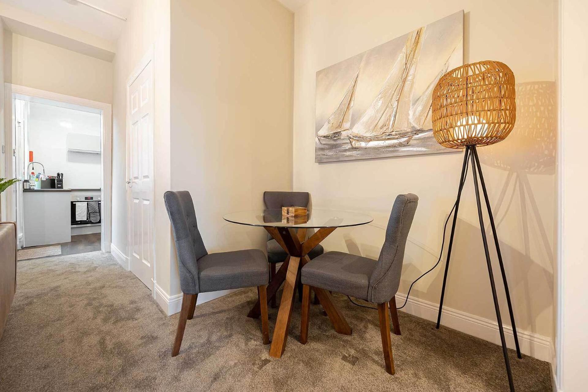 Carmel Apartments ฟัลเคิร์ก ห้อง รูปภาพ
